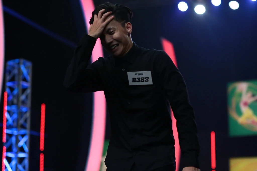 Sau vòng tuyển sinh trên khắp cả nước của Thử thách cùng bước nhảy, 150 thí sinh ấn tượng tề tựu tại TP.HCM để tham gia vòng bán kết. Tại vòng này, họ phải vượt qua 7 thử thách bao gồm: solo - hiphop - jazz - ballroom - nhóm - đương đại - solo chung cuộc. Vòng bán kết sẽ tìm ra 20 gương mặt (10 nam - 10 nữ) và đặt chân vào ngôi nhà chung.