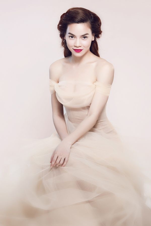 Hà Hồ đã bị đàn em soán ngôi.