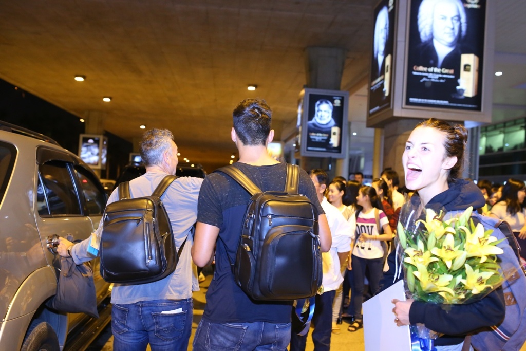 Khán giả Việt Nam biết Kathryn Mccormick khi cô vào vai nữ chính Emily trong bộ phim nhảy múa đình đám Step-Up Revolution năm 2012. Trong phim, Kathryn đóng cặp với nam diễn viên điển trai Ruan Guzman và để lại  nhiều ấn tượng cho người xem bằng những vũ điệu đẹp mắt. 