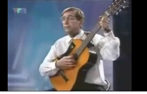 Richard Fuller hat Noi vong tay lon hinh anh