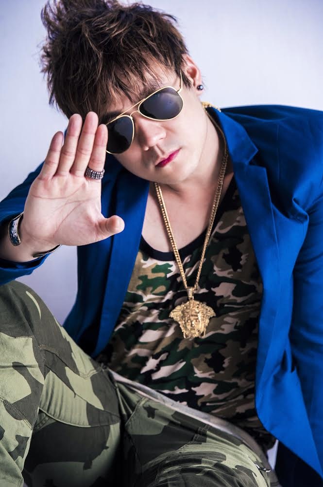 Khánh Phương tìm đến với nhạc xưa như một hướng đi mới.