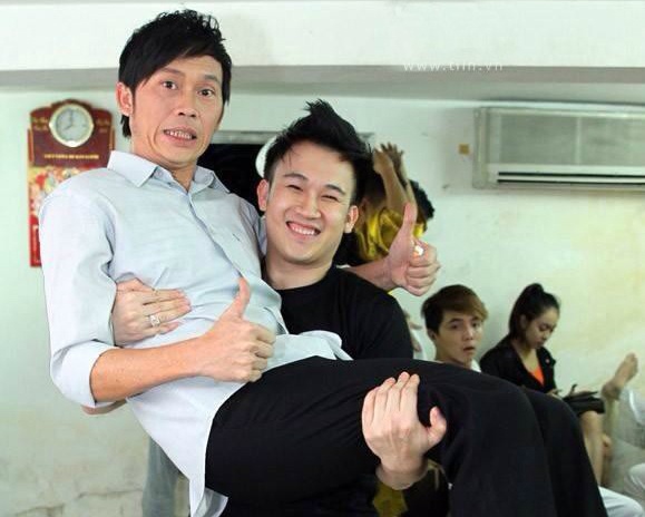 Nhan sac, tai nang khac biet cua anh chi em nha sao Viet hinh anh