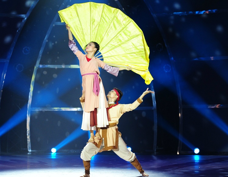 Kieu Le bien dao bai Vong nguyet hinh anh