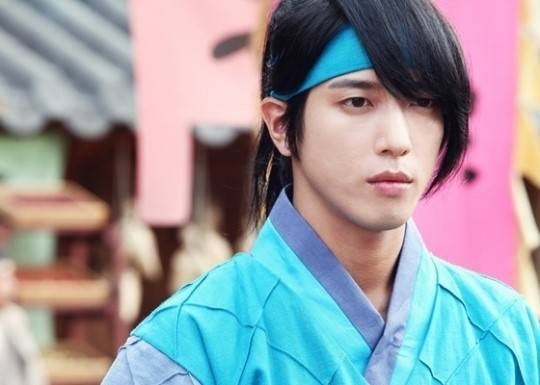YongHwa rất mong sau khi phim ra mắt sẽ nhận được nhiều tình cảm của khán giả.