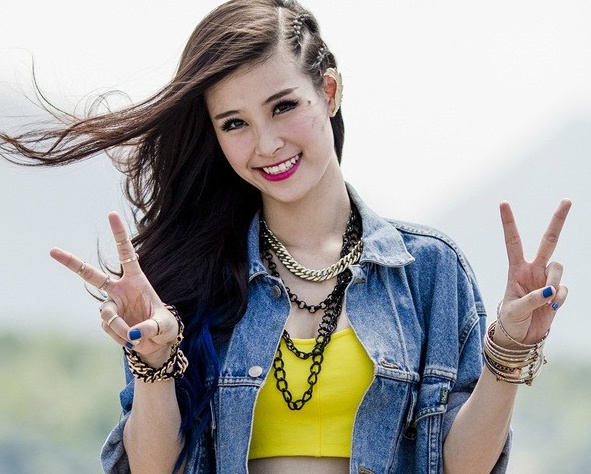 Hoai Lam, Dong Nhi canh tranh gay gat tren BXH thang 10 hinh anh