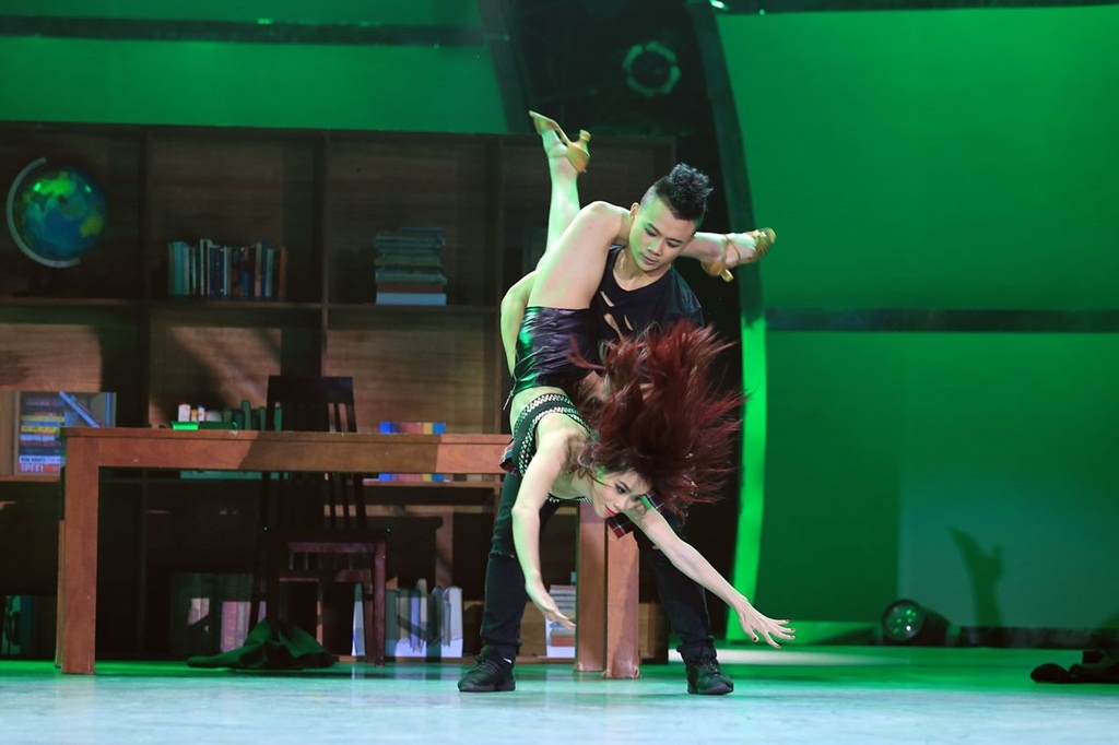 Vẻ sexy, quyến rũ của Xuân Thảo