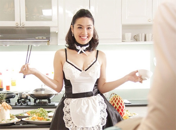 Nữ đầu bếp quái chiêu Lê Khánh.