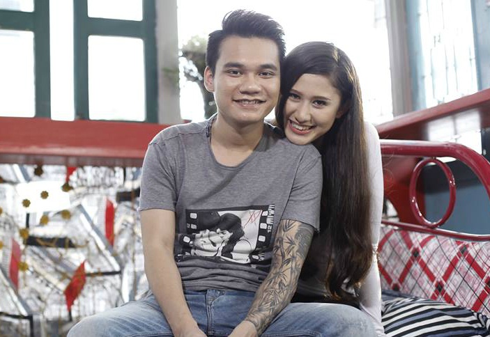 MV moi cua Khac Viet danh bai Dong Nhi tren BXH Zing hinh anh