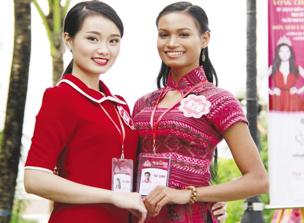 Khi 'Lo lem' di thi hoa hau hinh anh