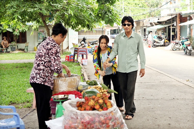 Bộ phim Đời như ý của đạo diễn Vương Quang Hùng chính thức khởi chiếu từ hôm nay, 28/11. Trong buổi công chiếu cho báo chí và khách mời, bộ phim đã nhận được những phản hồi tích cực vì tính nhân văn từ trong câu chuyện. Đời như ý kể về những con người khiếm khuyết và có số phận thấp bé trong xã hội ngày nay, họ tìm thấy nhau giữa dòng đời rồi lại để mất nhau vì quá nghèo nàn.