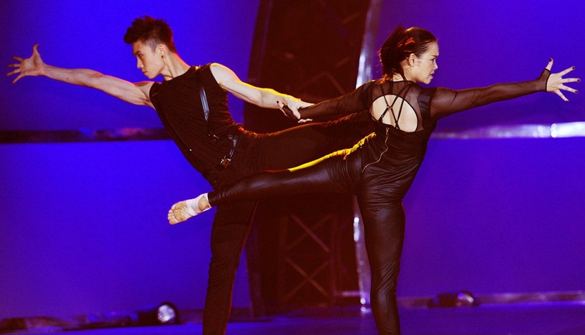 Huynh Men - Son Lam manh me voi Wrecking Ball hinh anh