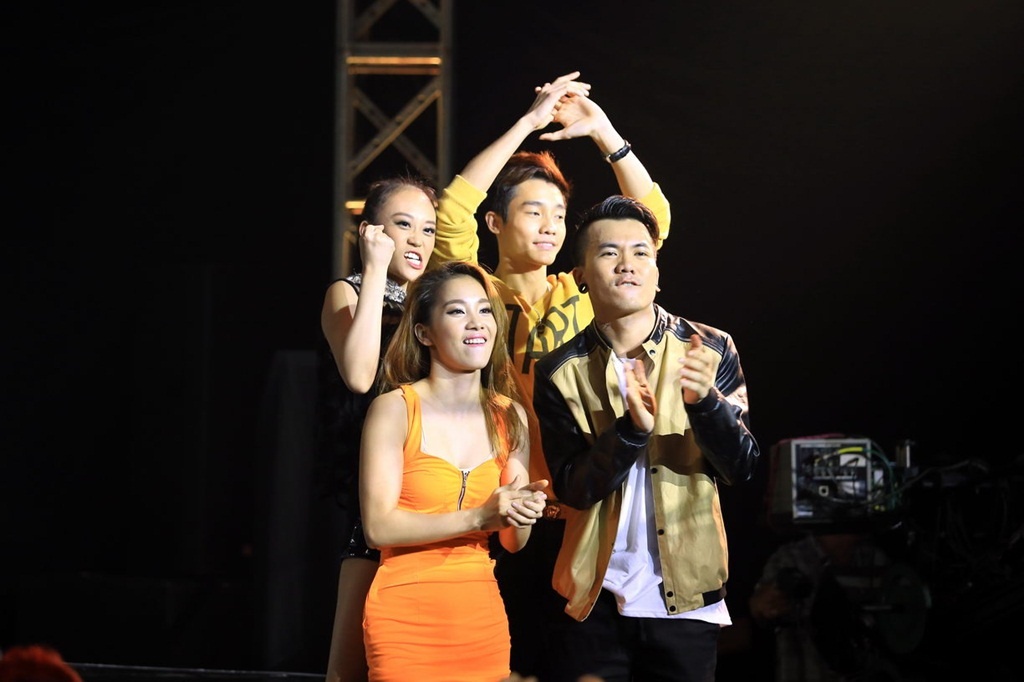 Kim Anh – Đình Hoàng chưa thật sự nổi trội trong đêm thi đấu nên nghiễm nhiên bước vào thử thách solo 30 giây. Phạm Lịch cũng không may khi không được khán giả bình chọn.