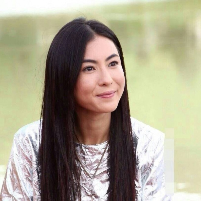 Tin đồn cho rằng Trương Bá Chi đã làm chuyện dại dột sau khi thấy cảnh Tạ Đình Phong – Vương Phi hẹn hò hạnh phúc tại Hồng Kông.