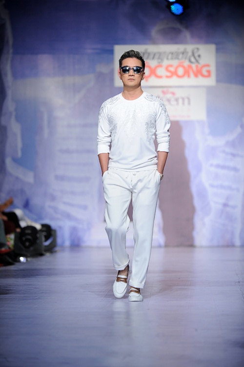 Trong chương trình này, Mr Đàm xuất hiện ở vị trí “vetdette” của màn trình diễn thời trang nam. Vì khá dày dạn trên sàn diễn thời trang, anh được đánh giá là đã mang lại sự bất ngờ và được khán giả theo dõi chương trình không ngừng vỗ tay cổ vũ.