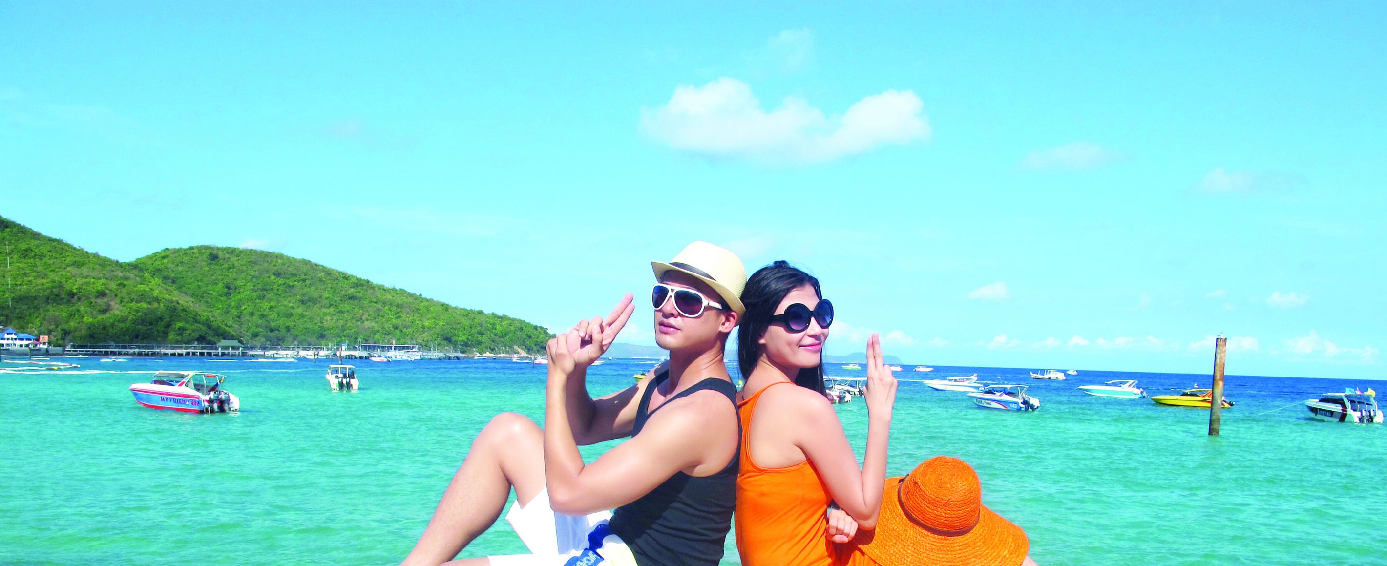 Gắn bó với Thúy Diễm một thời gian, Lương Thế Thành đã sớm nghĩ đến chuyện lập gia đình. Nên suốt thời gian qua, anh chăm chỉ chạy show để kiếm tiền mua nhà, mua xe. Nam diễn viên điển trai muốn ổn định kinh tế trước khi đám cưới. Hiện tại cả 2 đang có chuyến lưu diễn ở Mỹ kết hợp với vui chơi, bù đắp cho khoảng thời gian bận bịu.