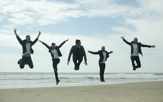 MV Cuoc chien cua Ha Anh Tuan hinh anh