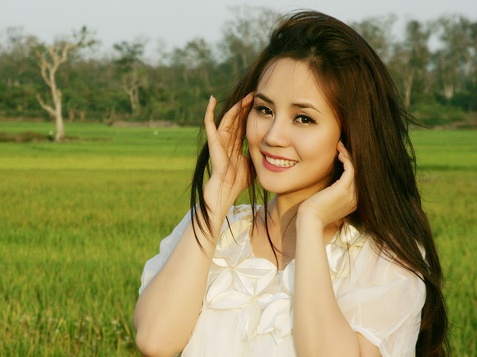 MV Dong xanh cua Vy Oanh hinh anh