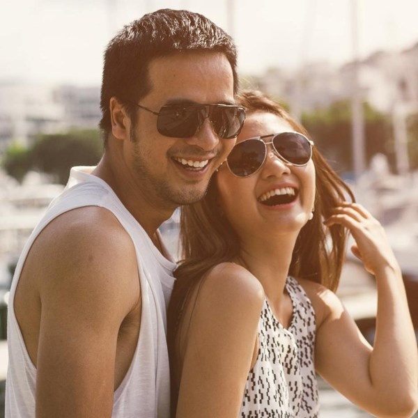 Mối quan hệ của Ngọc Lan và Đoàn Thành Tài tưởng như sẽ kết thúc có hậu khi người đẹp úp mở về kế hoạch đám cưới trong tương lai gần. Nhưng vào giữa tháng 9, nam diễn viên bị bắt gặp tay trong tay cùng người yêu cũ. Trong khi người đẹp phim Âm tính im lặng trước sự việc này thì Đoàn Thành Tài lên tiếng phủi sạch mối quan hệ giữa 2 người. Anh còn khẳng định không hề có đám cưới như Ngọc Lan chia sẻ. Nhưng dư luận lại tỏ ra thương cảm cho người đẹp và không tiếc lời chê trách kẻ bội bạc.