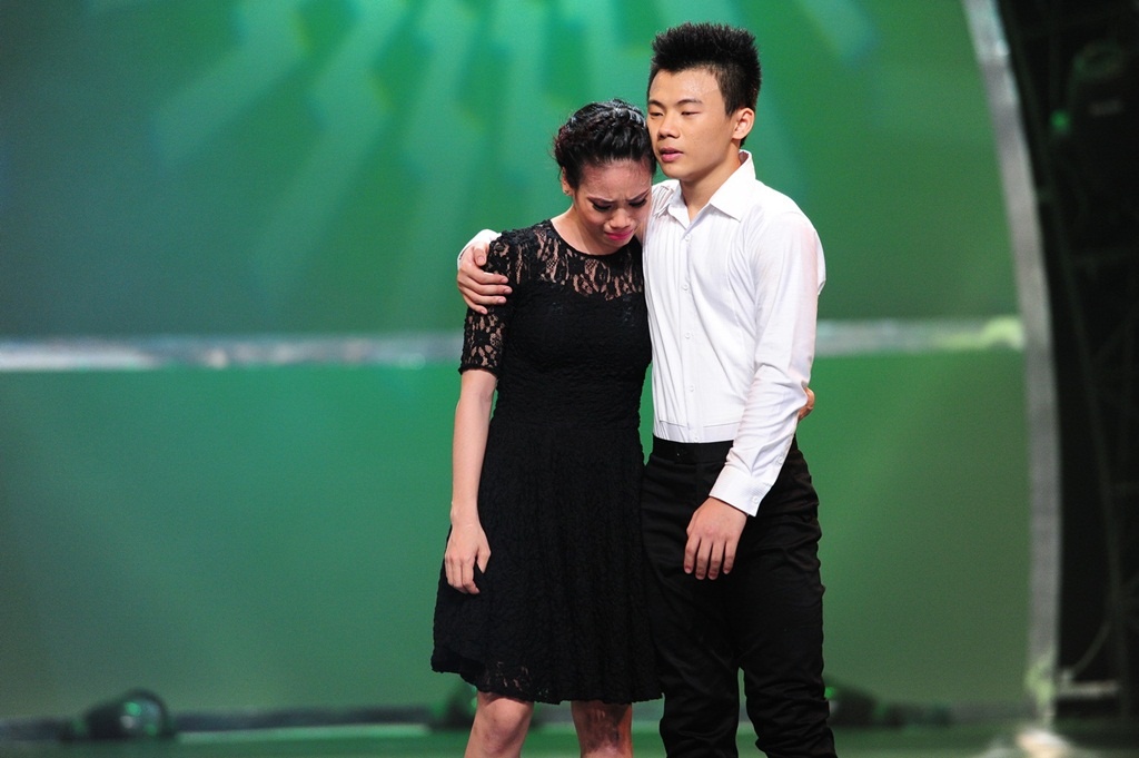 Xuân Thảo bật khóc ngon lành khi kết thúc bài nhảy.