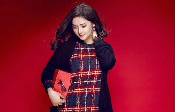 Miu Le tung MV nhac dance dau tay dip Giang sinh hinh anh