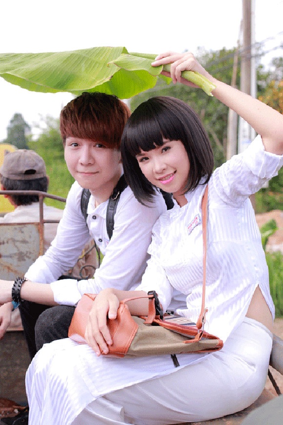 Trước khi Sơn Tùng M-TP xuất hiện, Khởi My là người nắm giữ kỷ lục ấn tượng của Vpop. Sau khi đoạt giải Gương mặt thân quen mùa đầu tiên, cuối năm 2013 nữ ca sĩ xinh đẹp tung ra MV Gửi cho anh dưới dạng phim ngắn. Khác với nhiều đồng nghiệp, Khởi My không đánh bóng sản phẩm bằng những thứ khoa trương, cô tập trung vào ca khúc, nội dung và bất ngờ nhận được phản hồi tích cực từ khán giả.