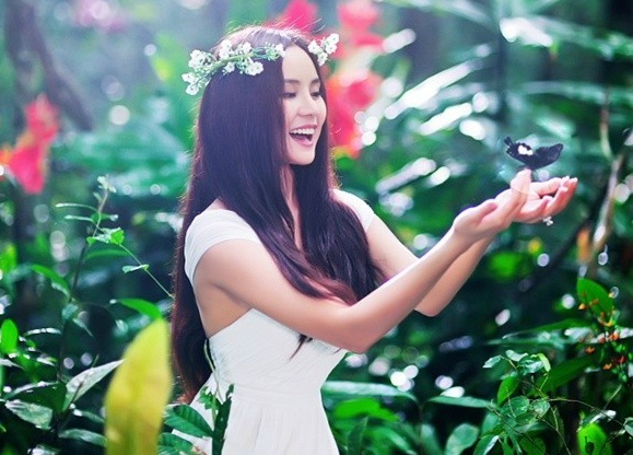 MV Fly cua Vy Oanh hinh anh