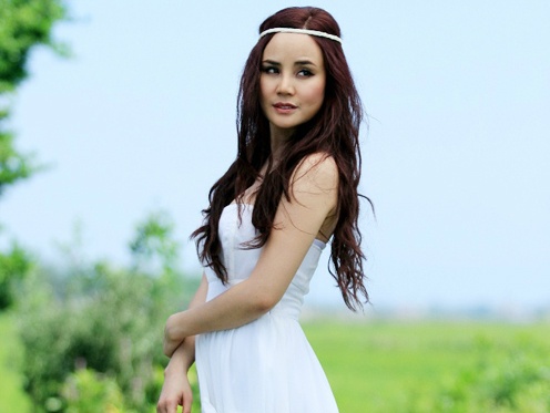 MV Dong xanh cua Vy Oanh hinh anh