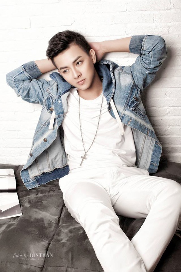 Hoài Lâm từng bước