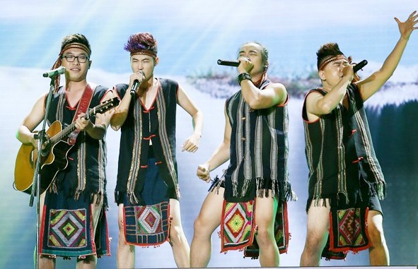 Nhan dien tham hoa truyen hinh thuc te o Viet Nam hinh anh