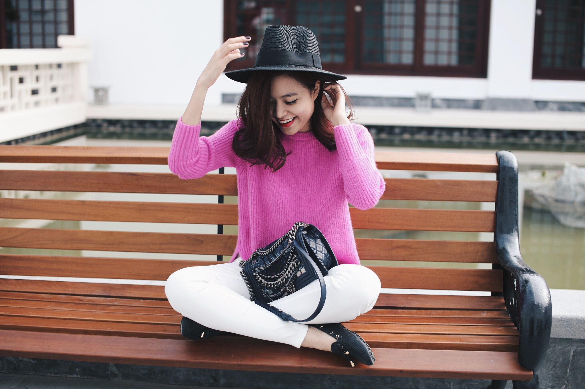 Nữ ca sĩ, diễn viên xinh đẹp sẽ đụng độ Đông Nhi.