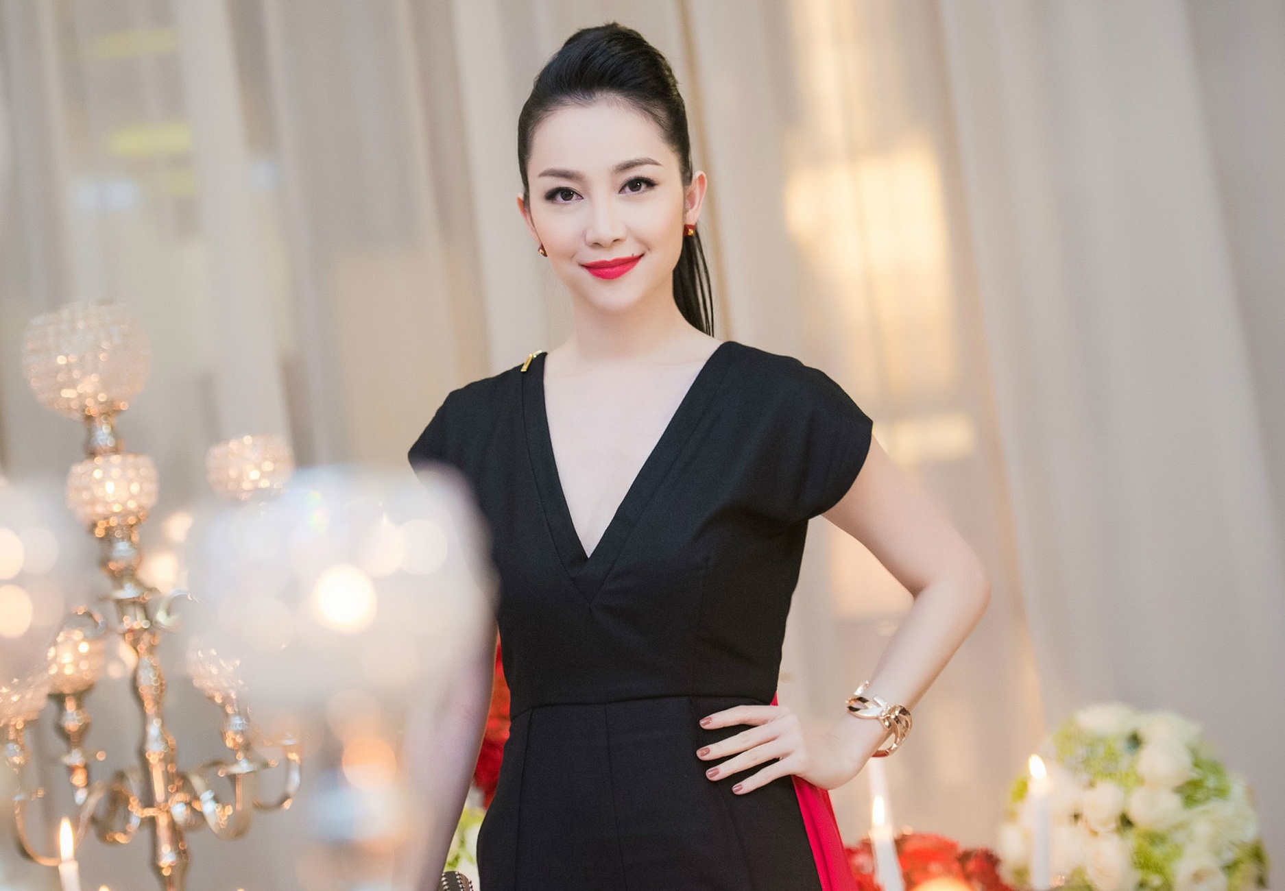 Linh Nga noi bat giua dan chan dai noi tieng hinh anh