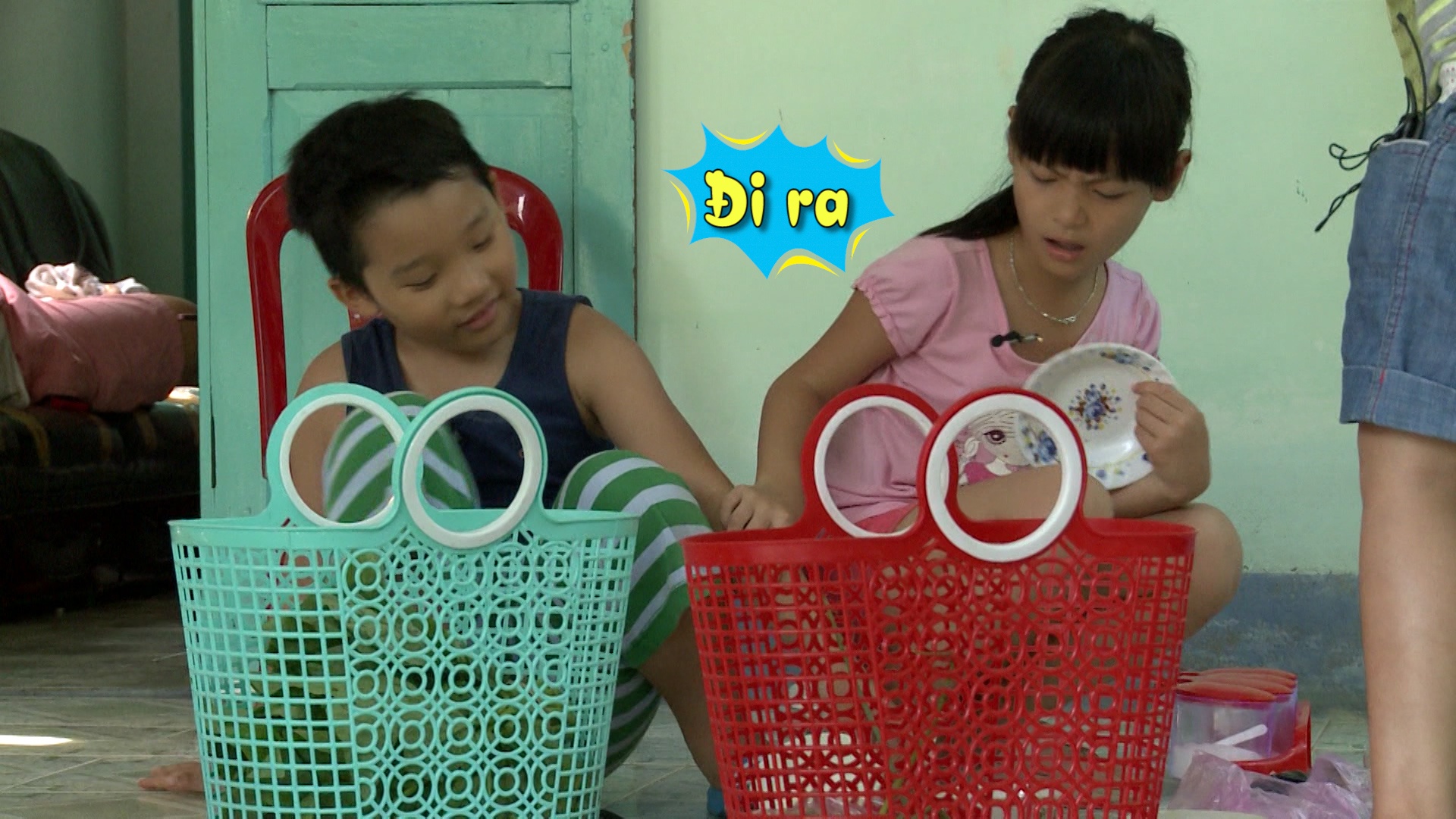 Bo mâu thuẫn với các em khi cô bé cho rằng Suti và Tê Giác không biết gì, đã làm hỏng món ăn.