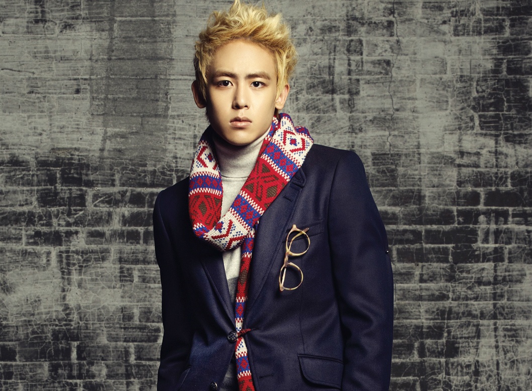 Tuoi that khien fan giat minh cua sao Kpop hinh anh