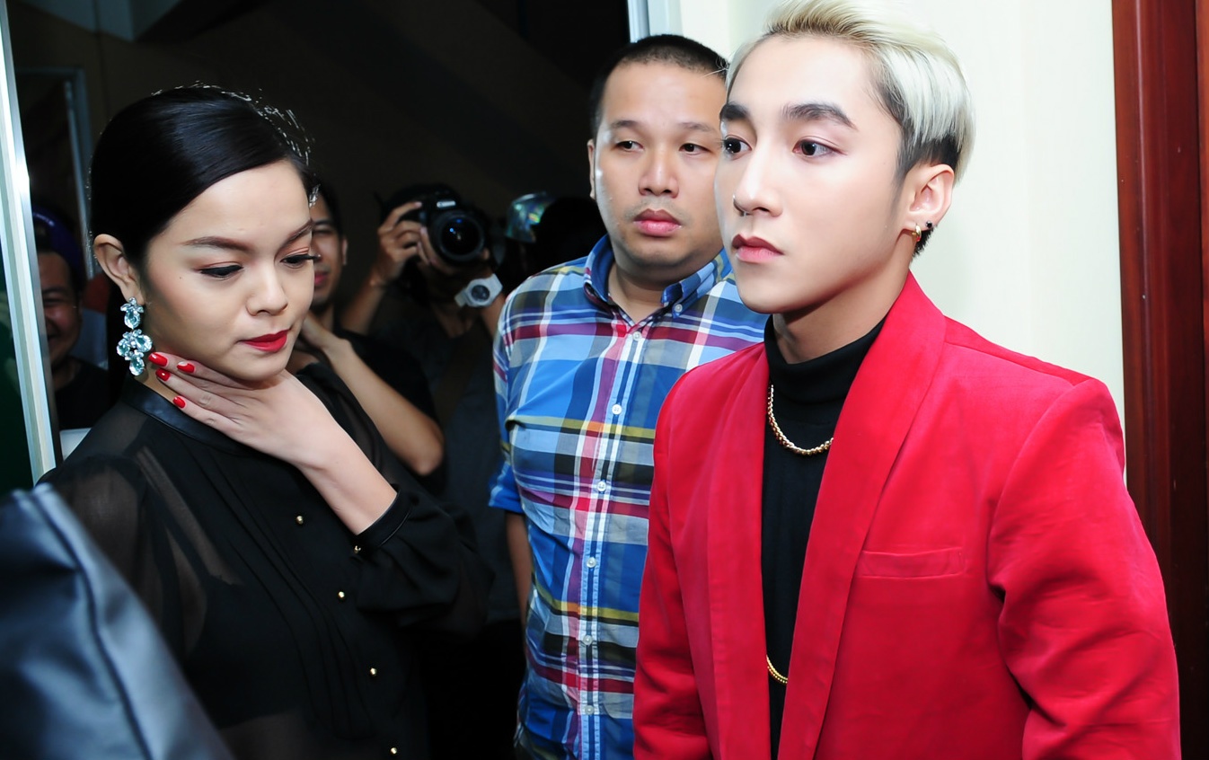 Vo chong ong bau Quang Huy yem tro Son Tung thi The Remix hinh anh