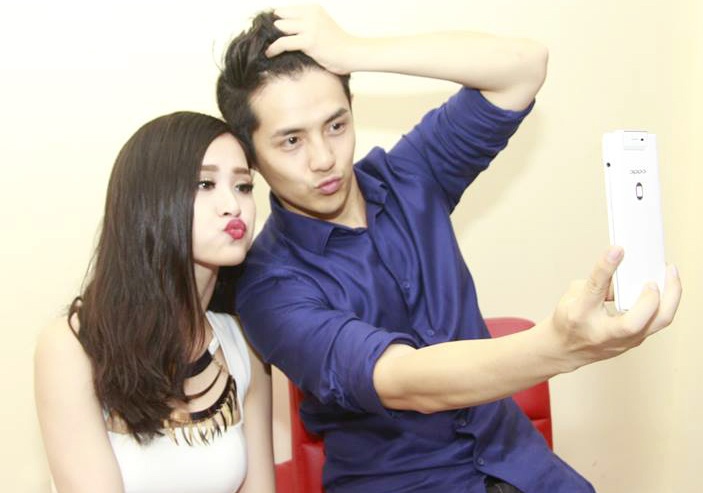 Cac cap doi sao Viet ron rang ky niem le Tinh nhan hinh anh