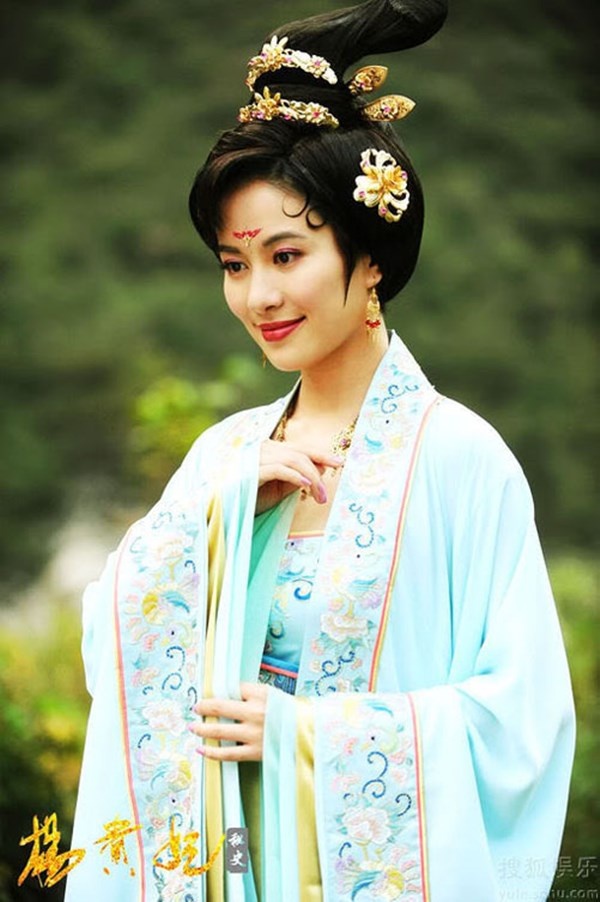 Hàn Quốc phu nhân (Diệp Tuyền) trong Dương Quý Phi bí sử.