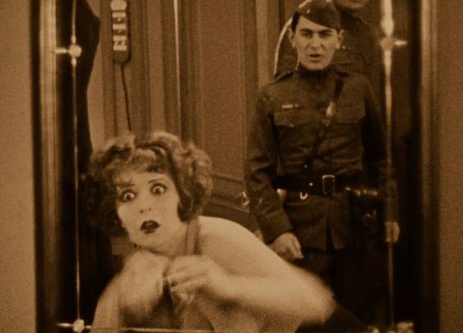 Wings (1927) - First Dogfight Scene hinh anh