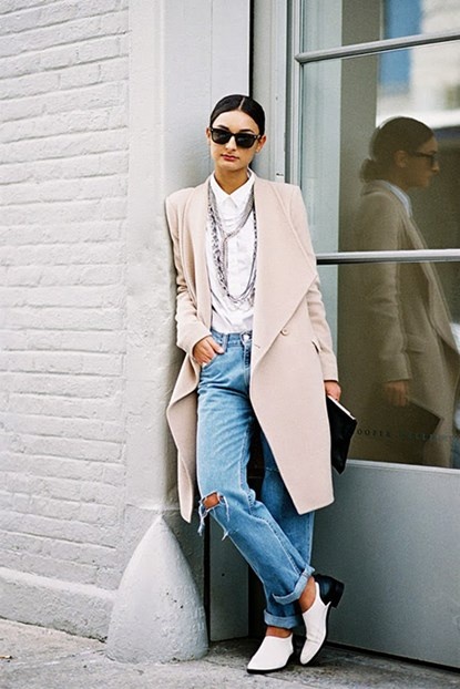 Vòng cổ dài là phụ kiện phù hợp cho nhiều phong cách.