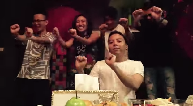 Ban cover cua Hoang Touliver, Soo Bin va ban be hinh anh