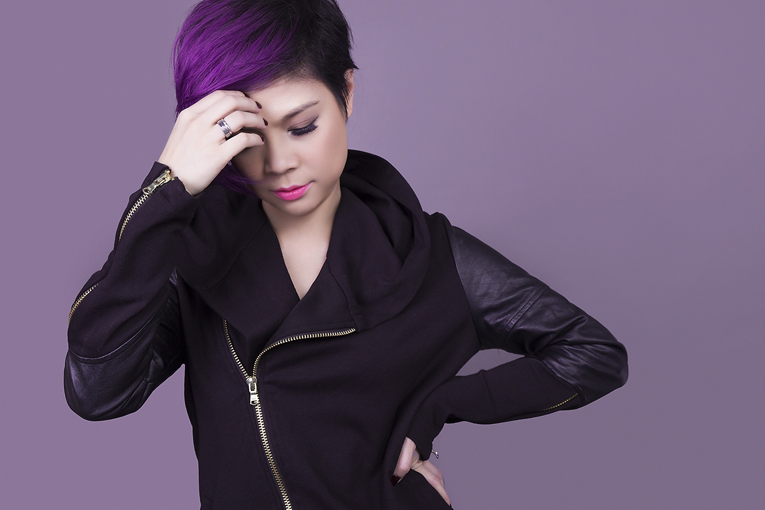 Stylist : Tân Đà Lạt Makeup : Huyền HP Làm Tóc : Khánh Vĩnh Hoàng