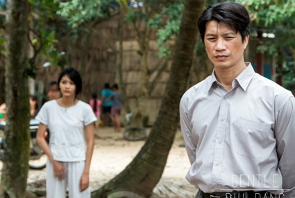 Vi sao Thanh Tu duoc chon ket doi voi Dustin Nguyen? hinh anh