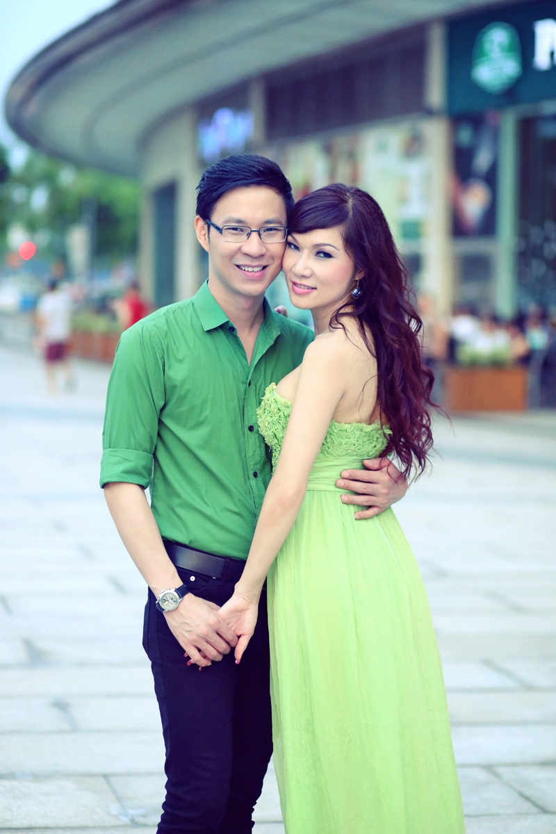 Trong năm 2014, họ kết hợp ăn ý trong MV Tình yêu vội vàng và sau đó bắt tay vào những kế hoạch mới. Từ đầu năm 2015, Kavie sớm về nước để lên kế hoạch cùng Anh Quân cho những dự án âm nhạc của đôi bạn trẻ. 