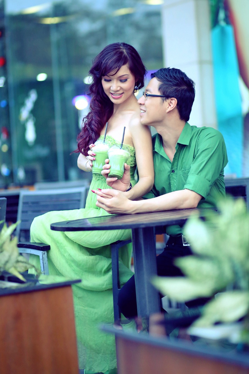 Có lẽ vì chơi thân với nhau, hiểu nhau nên chúng tôi thực hiện các dự án từ việc lên ý tưởng cho đến việc thu âm, quay hình, chụp hình rất ăn ý và nhanh gọn”.