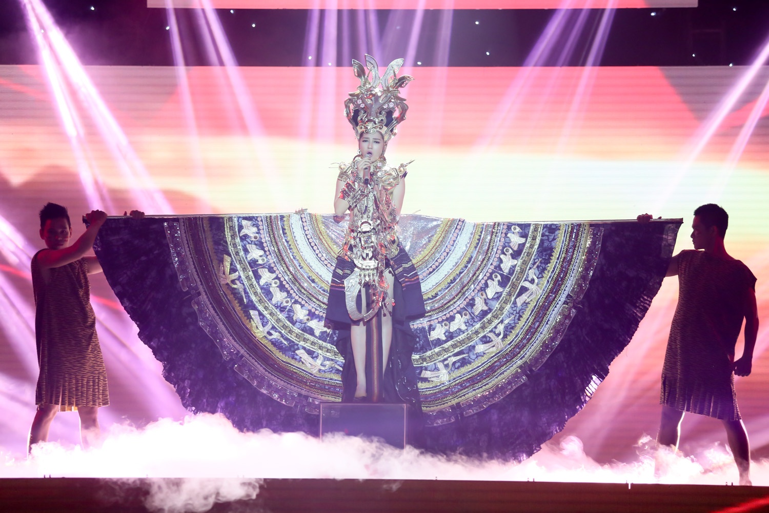 Với phong cách dân gian đặc trưng, nhạc sĩ Lưu Thiên Hương đánh giá cao sự sáng tạo của team nữ ca sĩ Anh muốn em sống sao. Giọng hát của Bảo Anh cũng được nhận xét là tiến bộ lên rất nhiều. Kết quả, nữ ca sĩ nhận được 38 điểm và về vị trí thứ 3.