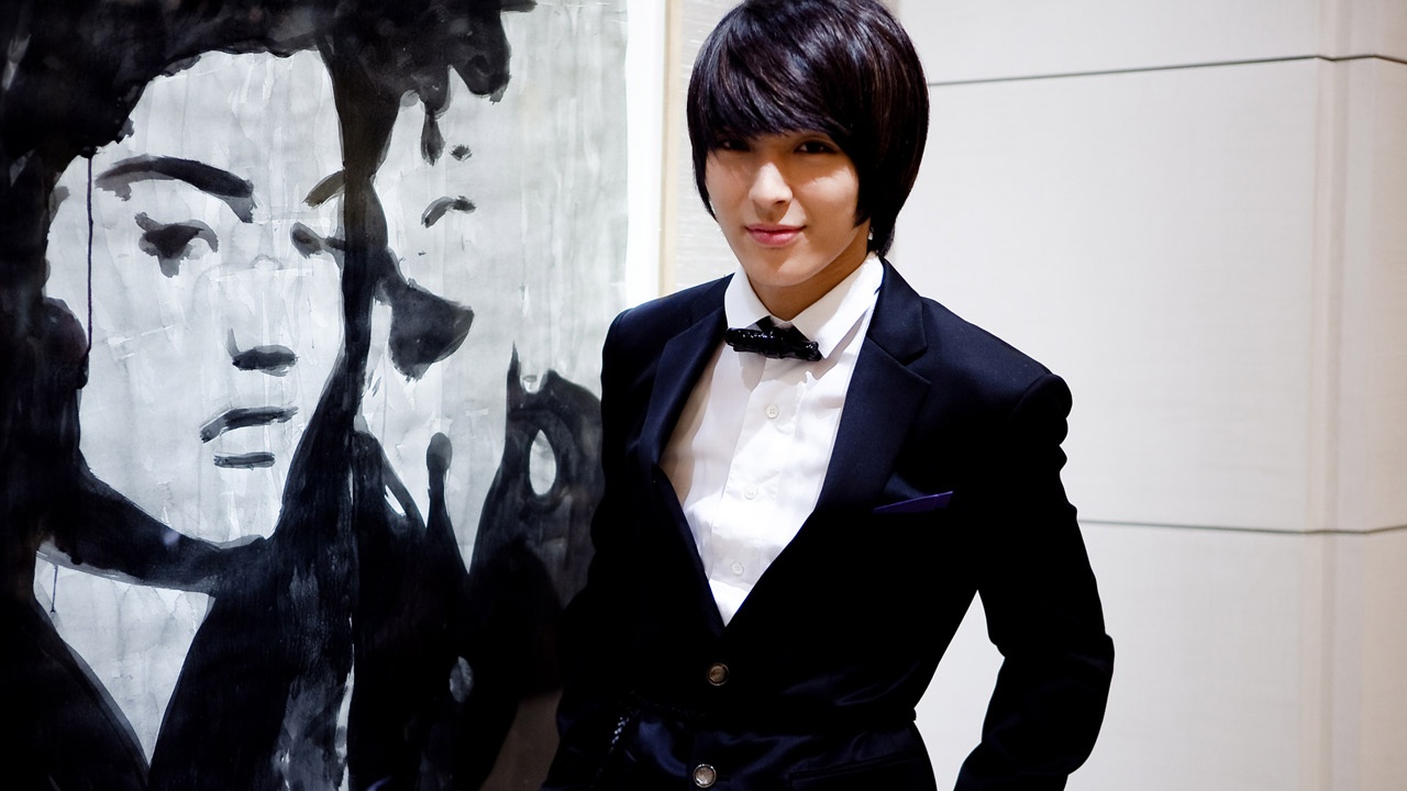 Jonghoon FTIsland đã không ít lần xuất hiện tại concert của Big Bang để cổ vũ cho thần tượng.