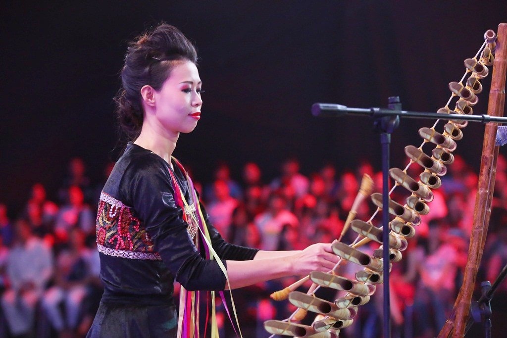 Tỷ số chung cuộc là 3 – 2 nghiêng về đội khách. Chí Tài – Xuân Lan nhận được 25 triệu đồng tiền thưởng khi vượt qua Hoài Linh – Việt Hương.