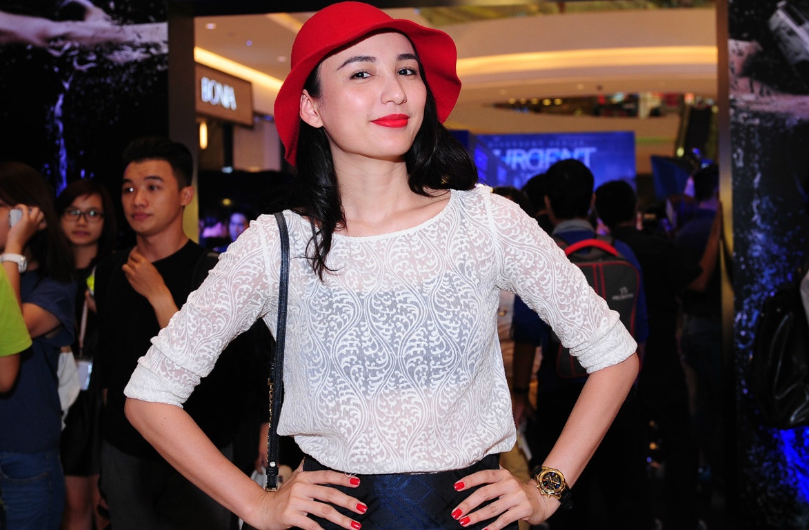 Ngoc Diem mac kin bung di xem 'Nhung ke noi loan' hinh anh