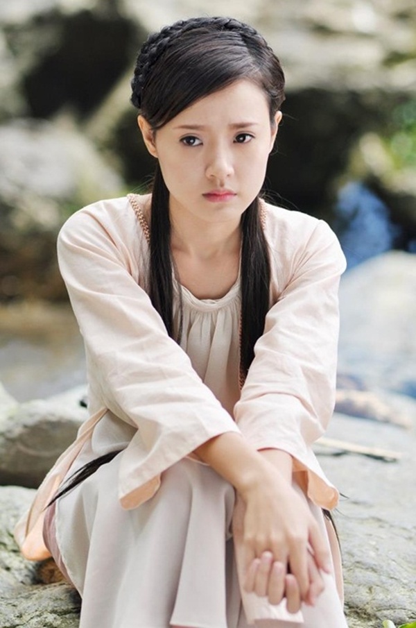 Lúc lại mạnh mẽ, kiên cường trong Thiên mệnh anh hùng…