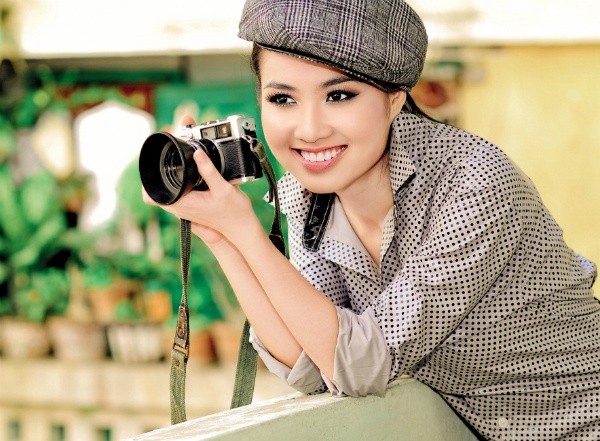 Tham gia hơn 10 bộ phim nhưng với Trúng số, lần đầu tiên Khánh vào vai phản diện.