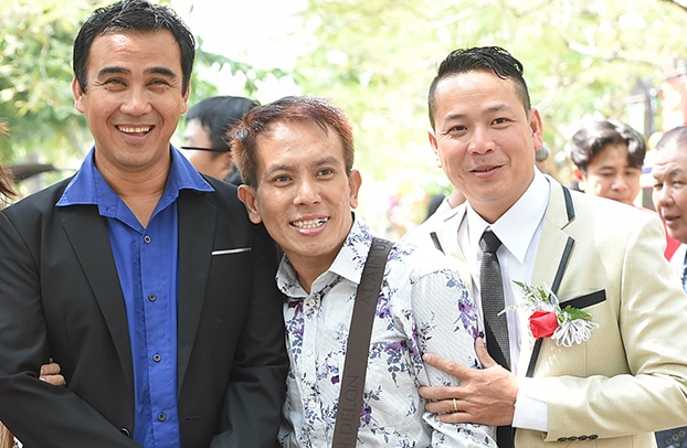 Nghe si thuong tiec cay hai Dang Luu ra di dot ngot hinh anh